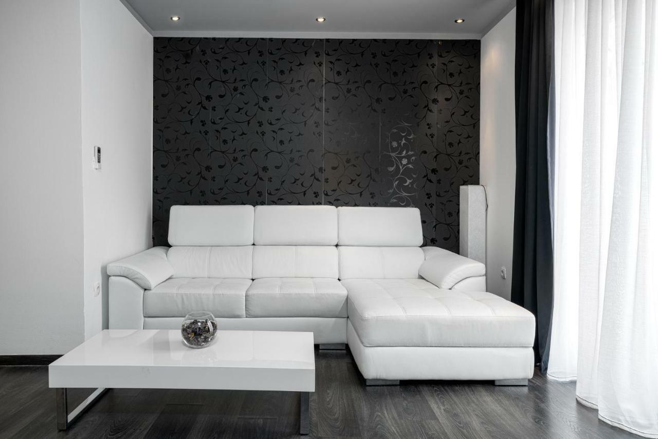 The Suites - Small Luxury Living ヴォディツェ エクステリア 写真