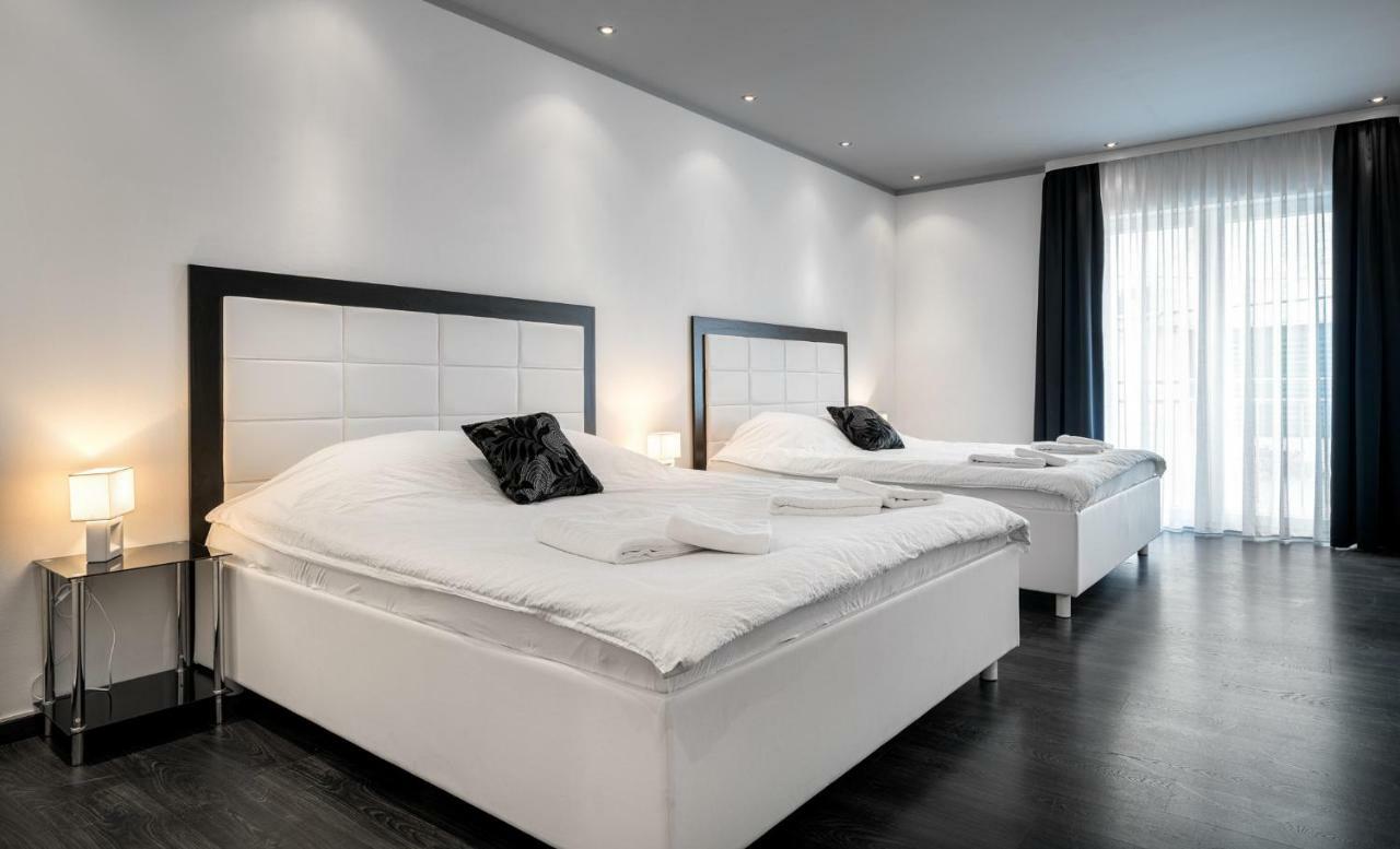 The Suites - Small Luxury Living ヴォディツェ エクステリア 写真